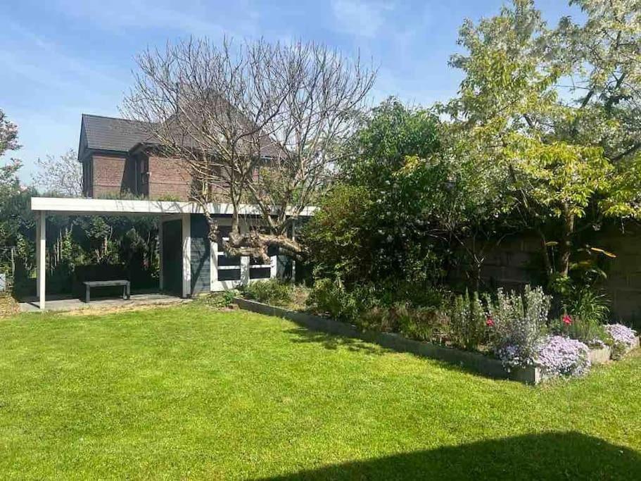 Historische Villa Mit Garten, Luxus Meerbusch Dış mekan fotoğraf